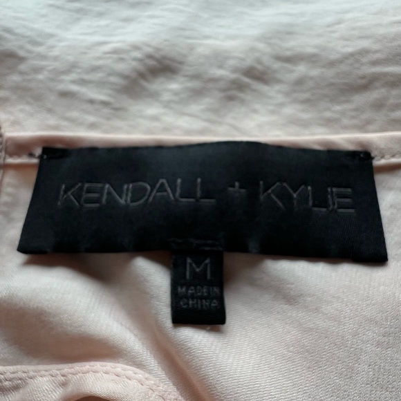Kendall and Kylie Blouse - Picture 8 of 10